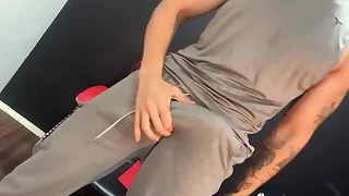 Macho Exibido Em Punheta Pesada Te Provocando